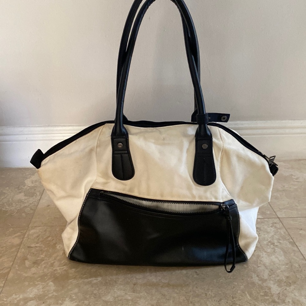 Lululemon bag